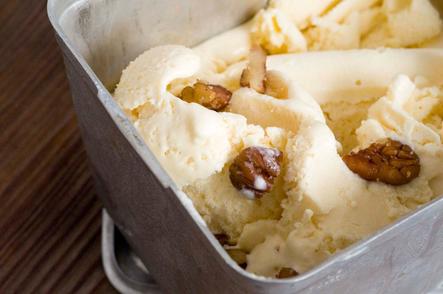 19 Peach Ice Cream Churn Recipes Image