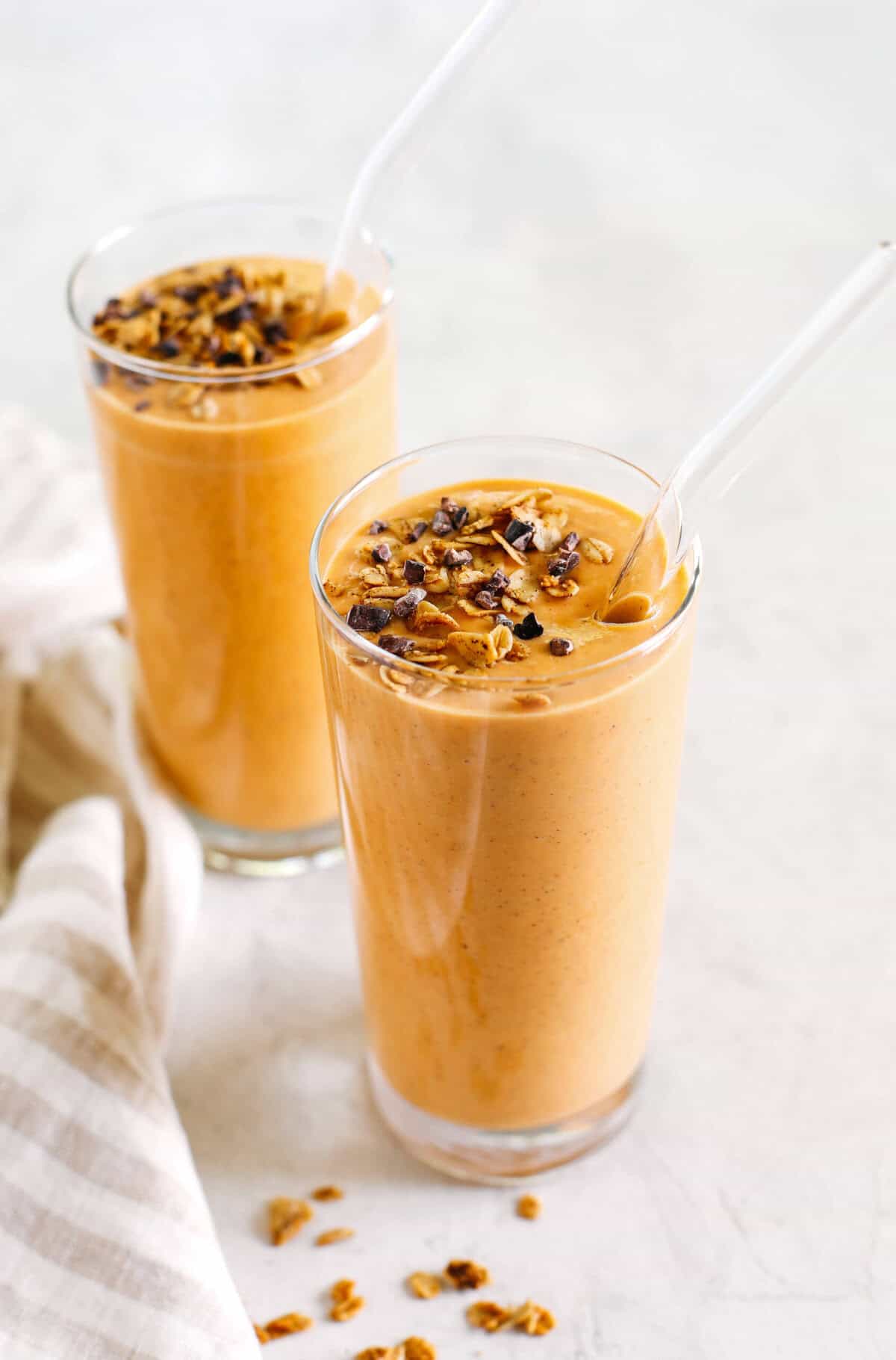 25 Fall Smoothie Recipes Image