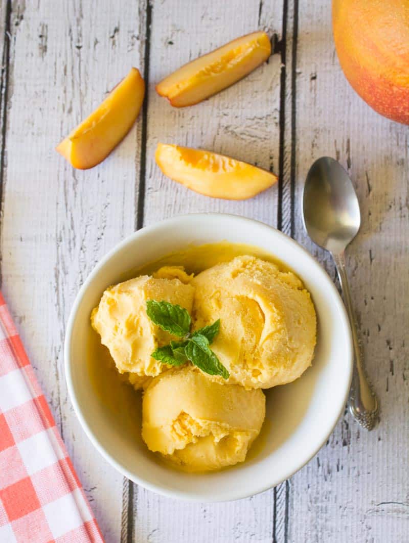 19 Peach Ice Cream Churn Recipes Image