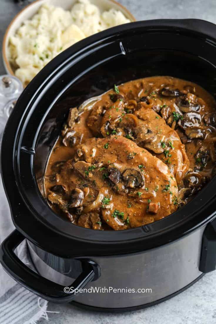26 Fall Crockpot Dinners Image