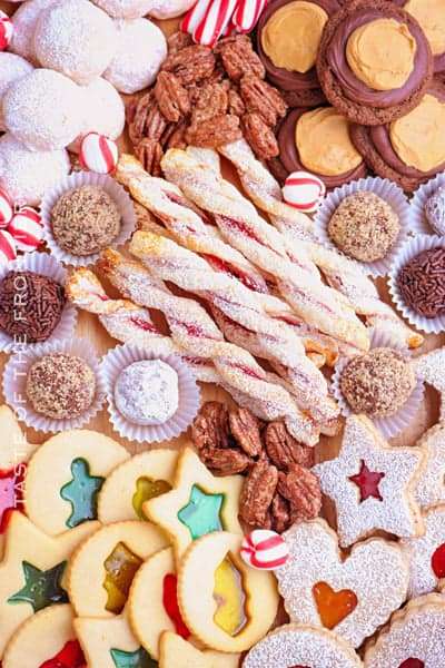 22 Christmas Charcuterie Board Ideas Image