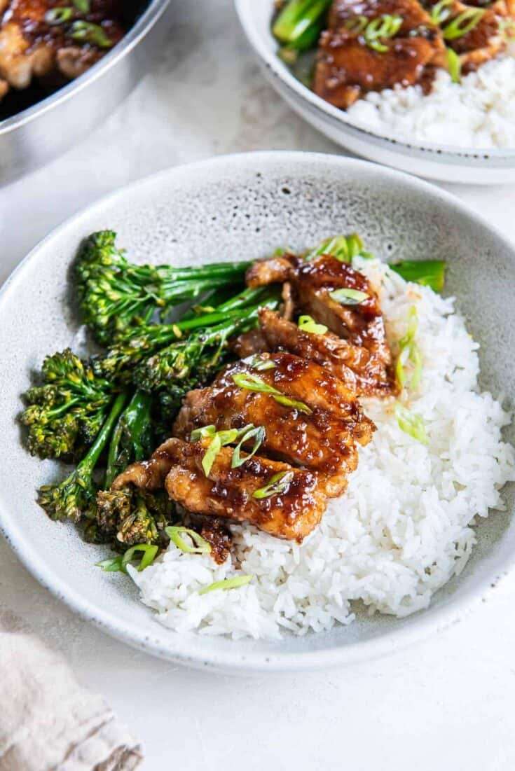 29 Stovetop Chicken Thighs Recipes Image
